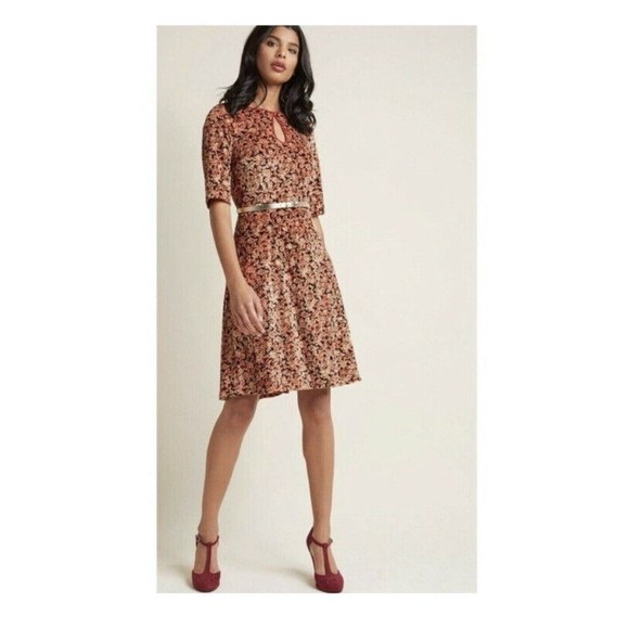 ModCloth Present the Event Burnout Velvet Fit Flare Dress 2X Brown Red Floral - Picture 12 of 13